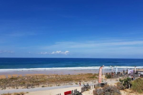 Magnifique Studio grande terrasse 50 m de la plage